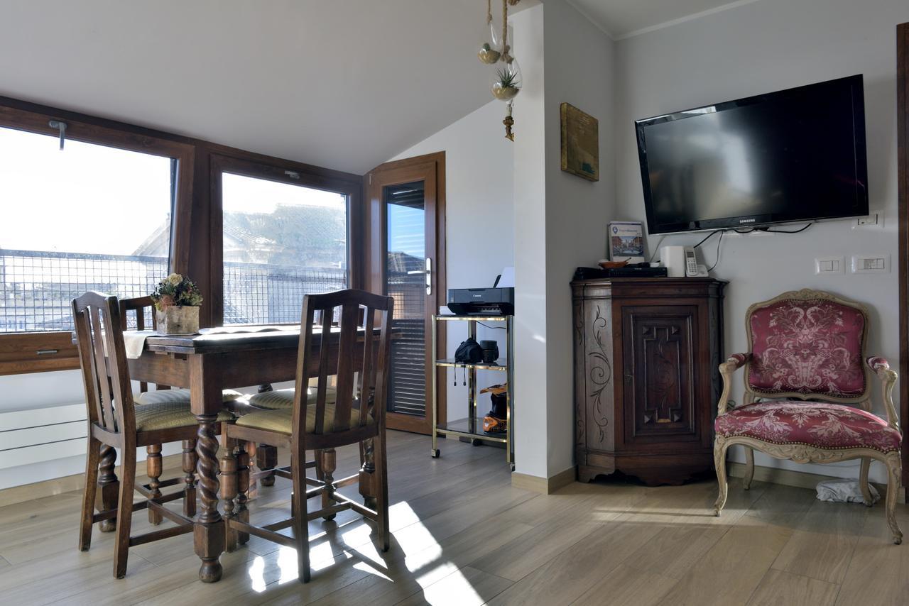 Irex Via Del Corso Private Attico With Jacuzzi Leilighet Roma Eksteriør bilde